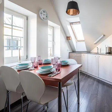 Apartment R43